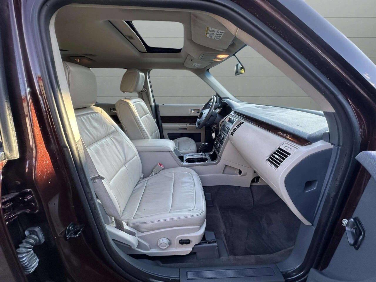 Used 2009 Ford Flex SEL image 41