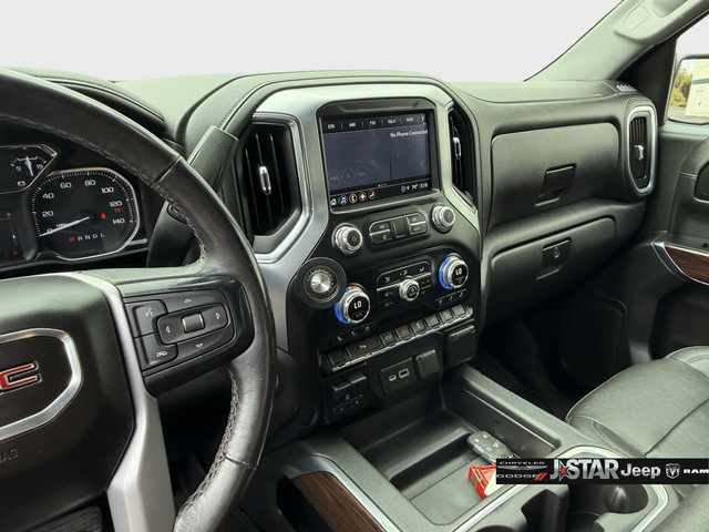 Used 2022 GMC Sierra 1500 SLT w/ SLT Premium Package AWD/4WD image 19