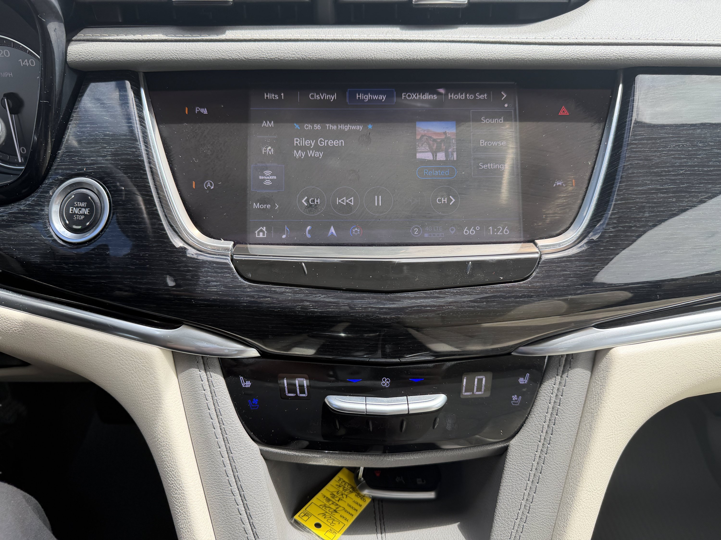 Used 2024 Cadillac XT6 Premium Luxury w/ LPO, Floor Liner Package AWD/4WD image 5