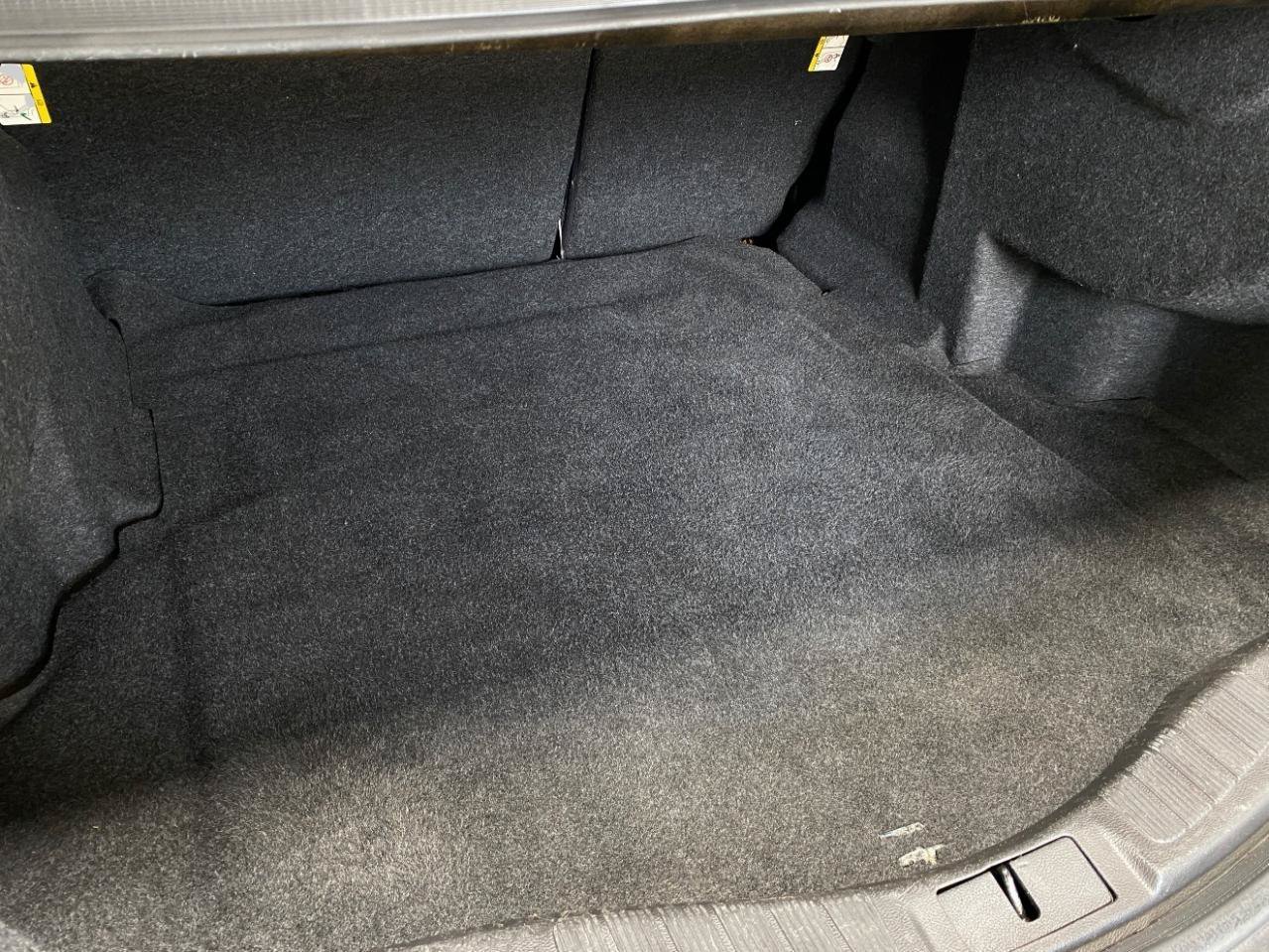 Used 2016 Ford Fusion Titanium FWD image 19