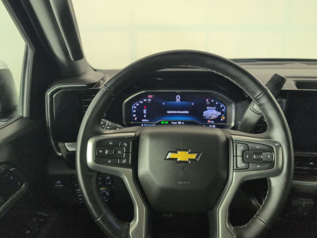 Used 2025 Chevrolet Silverado 1500 LT w/ Safety Package AWD/4WD image 15