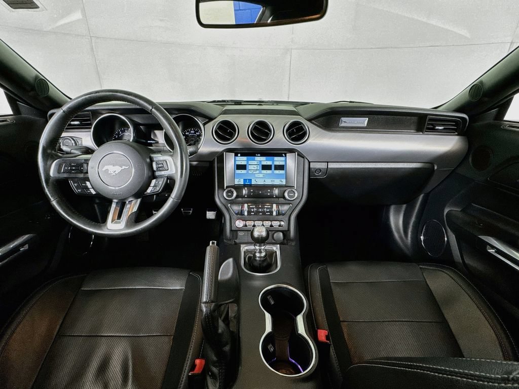 Used 2018 Ford Mustang GT Premium w/ Black Accent Package RWD image 28