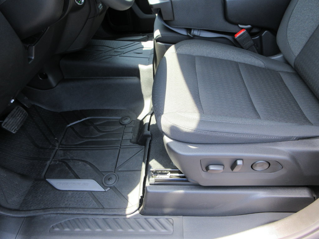 New 2026 Chevrolet Silverado 1500 Custom w/ Turbomax Blackout Package AWD/4WD image 20