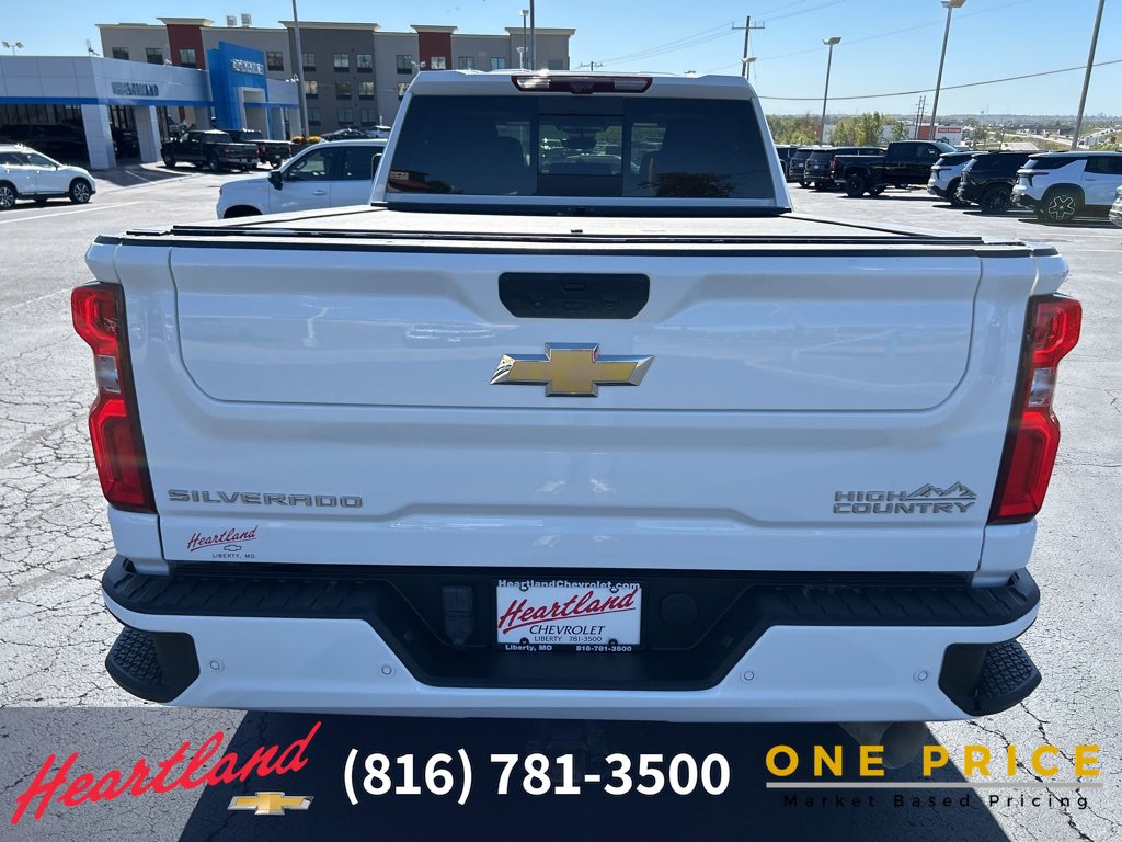 Used 2024 Chevrolet Silverado 2500 High Country w/ High Country Premium Package image 7