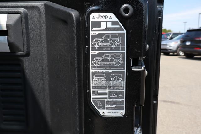 Used 2021 Jeep Wrangler Unlimited Rubicon AWD/4WD image 44
