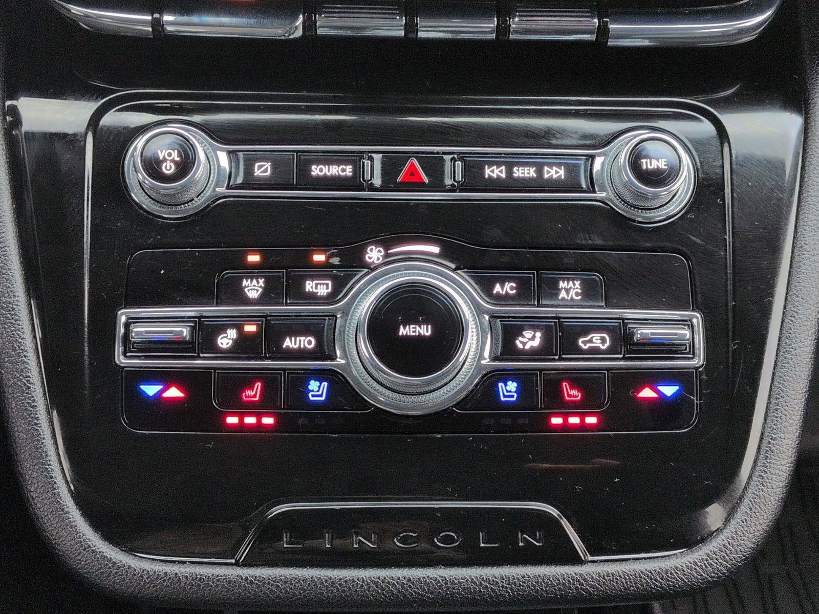 Used 2021 Lincoln Corsair Reserve w/ Elements Package AWD/4WD image 22