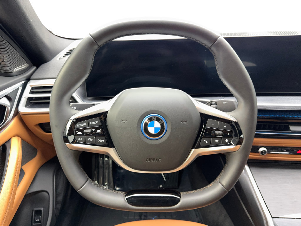 Used 2025 BMW i4 eDrive40 w/ Premium Package RWD image 58