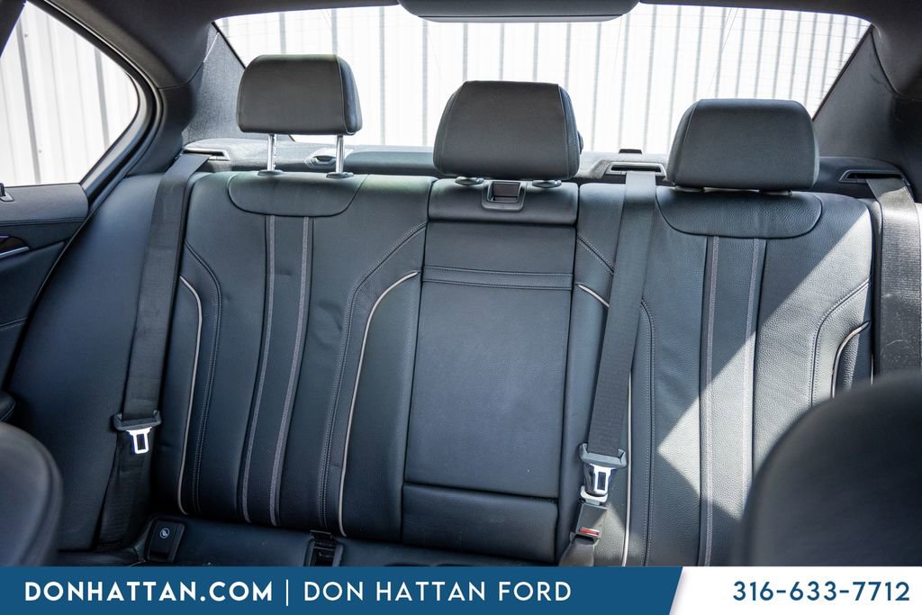 Used 2017 BMW 540i RWD image 17