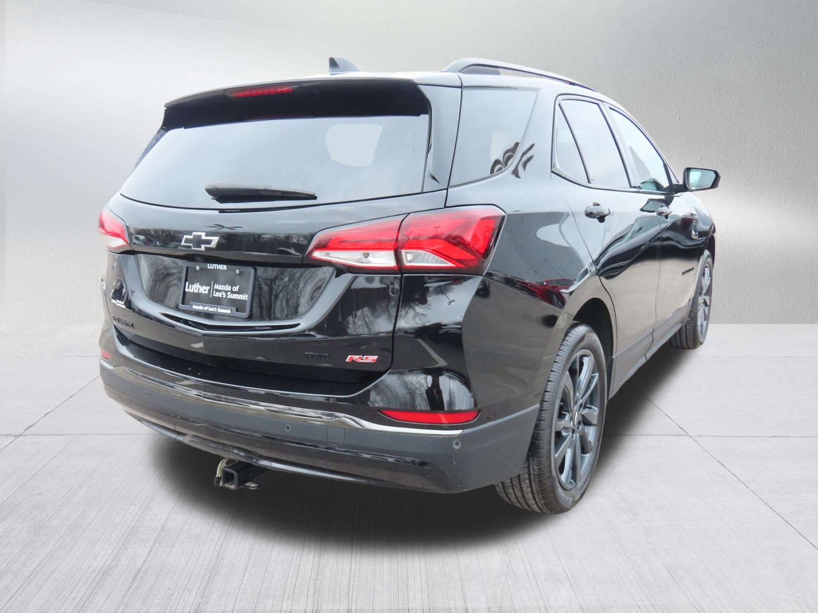 Used 2023 Chevrolet Equinox RS w/ LPO, Floor Liner Package image 7