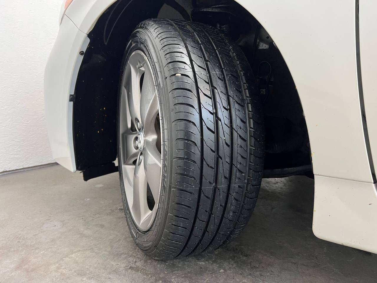 Used 2015 Toyota Prius Persona Series FWD image 29