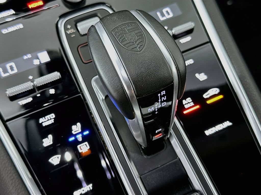 Certified 2023 Porsche Panamera Platinum Edition RWD image 19