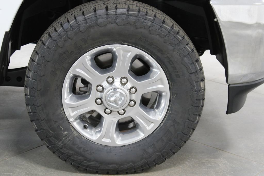 Used 2024 RAM 2500 Big Horn AWD/4WD image 12