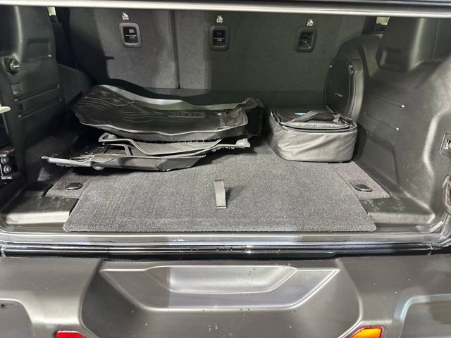 Used 2023 Jeep Wrangler Unlimited image 26