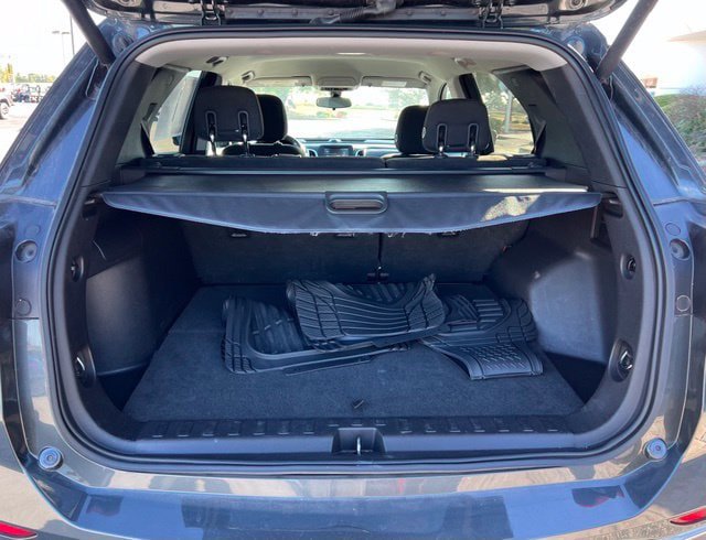 Used 2018 Chevrolet Equinox LT FWD image 25