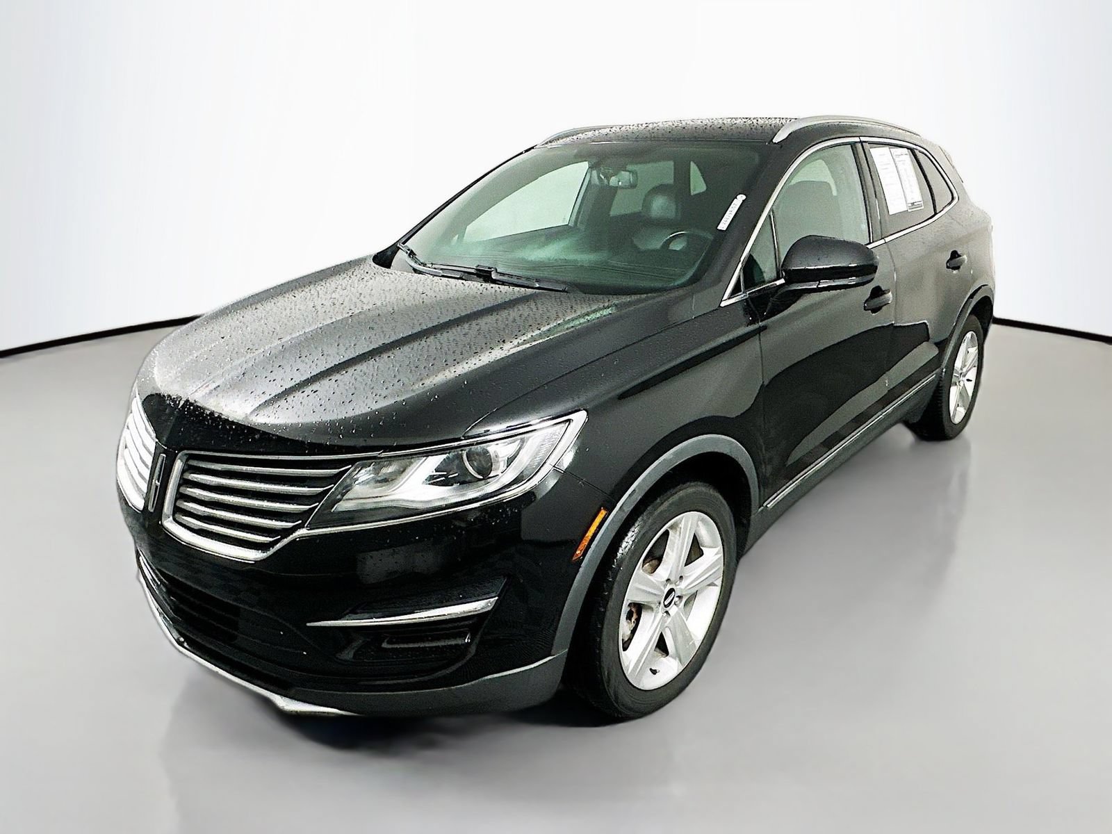 Used 2018 Lincoln MKC Premiere FWD image 3