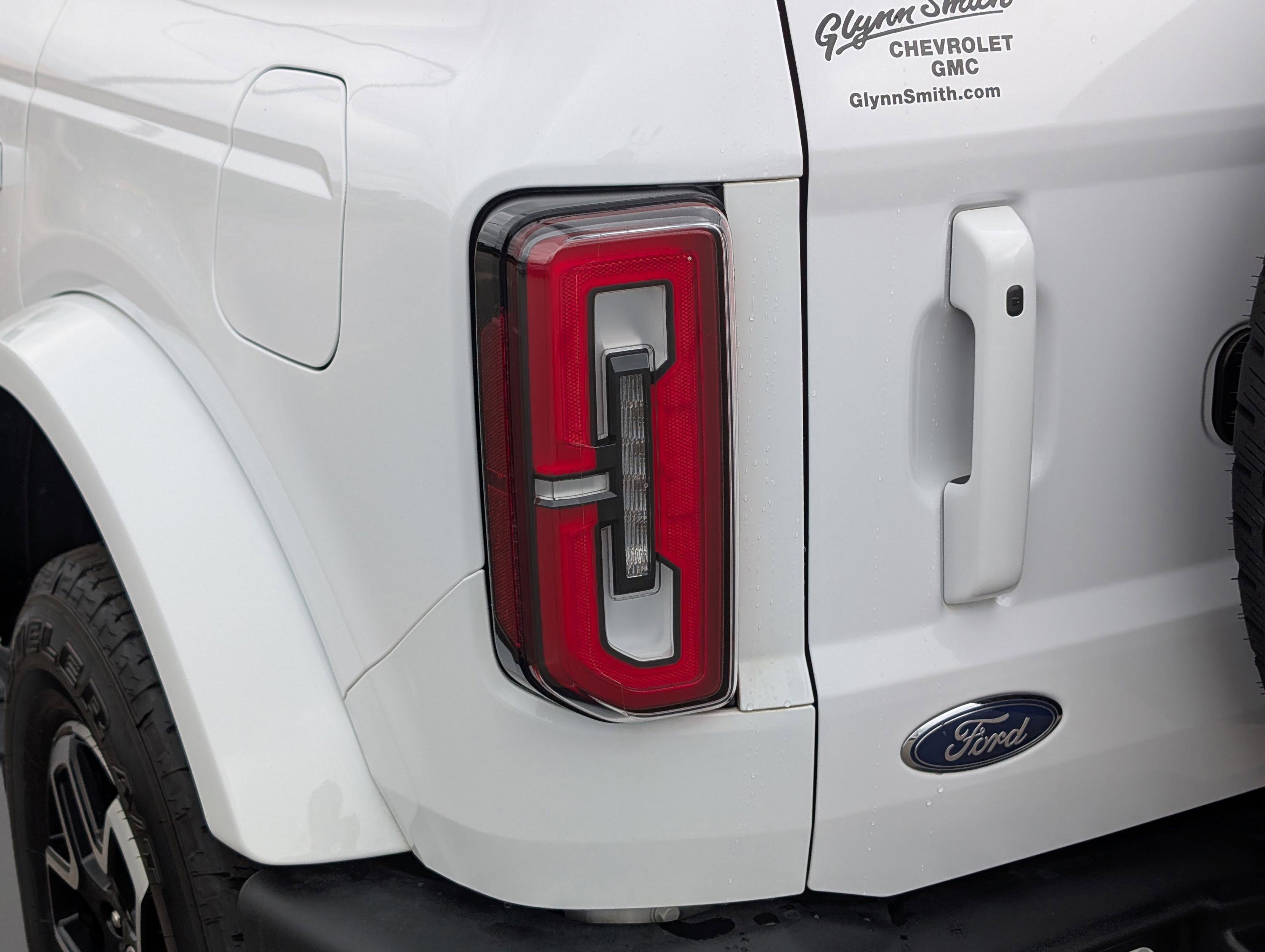 Used 2024 Ford Bronco Outer Banks image 11