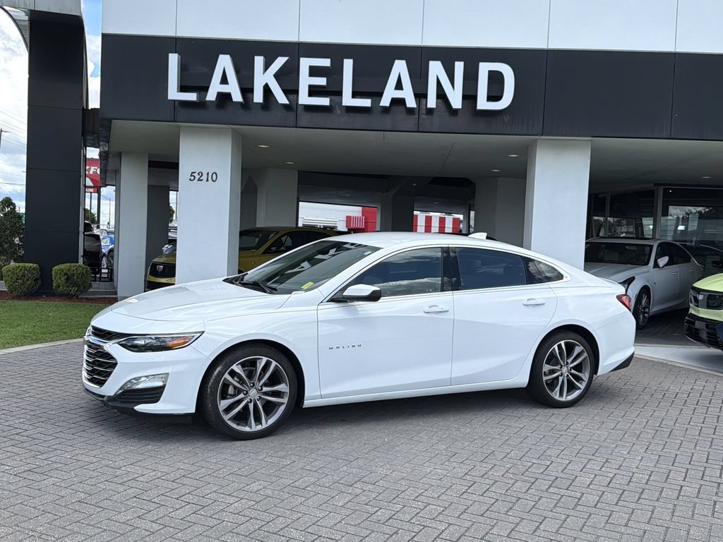 Certified 2022 Chevrolet Malibu LT w/ Leather Package FWD image 2