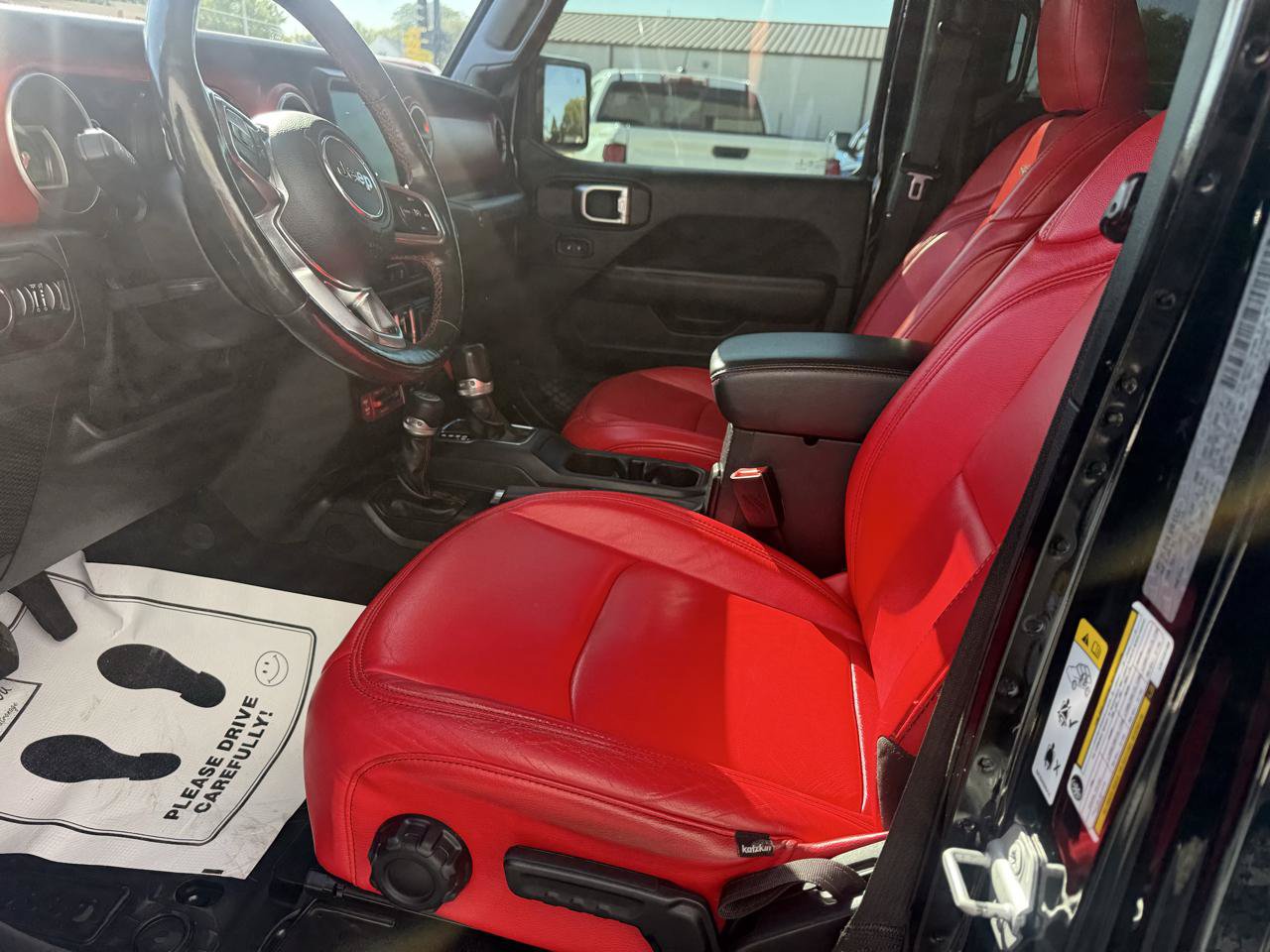 Used 2020 Jeep Wrangler Unlimited Rubicon AWD/4WD image 8