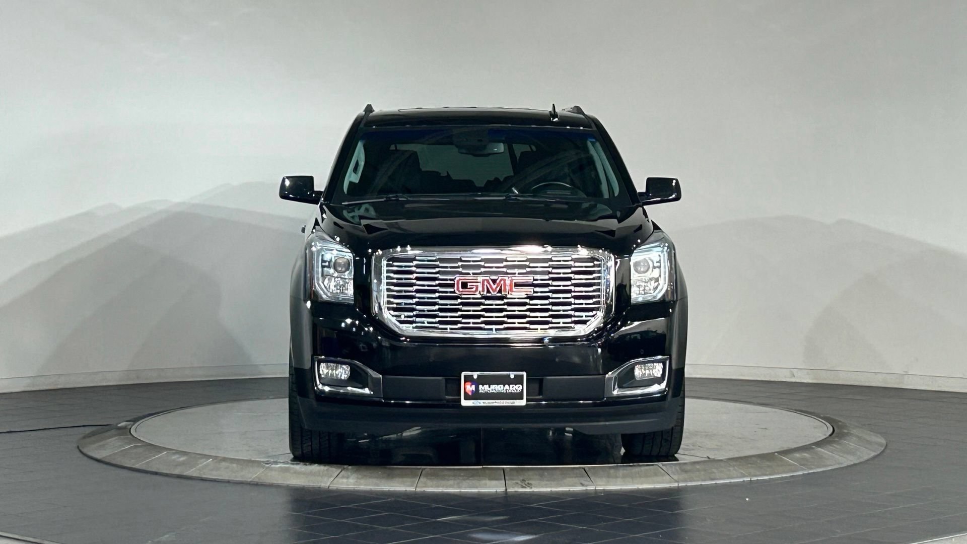 Used 2019 GMC Yukon Denali w/ Denali Ultimate Package AWD/4WD image 3