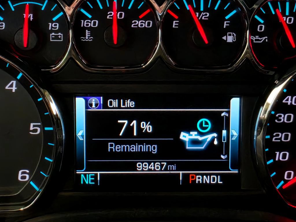 Used 2018 GMC Yukon SLT w/ Premium Edition AWD/4WD image 37