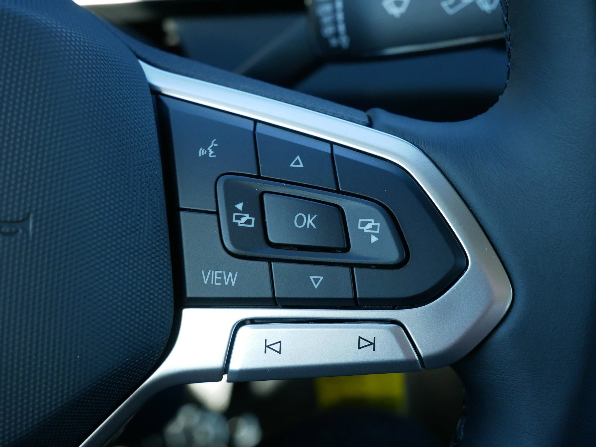 New 2025 Volkswagen Jetta S image 9