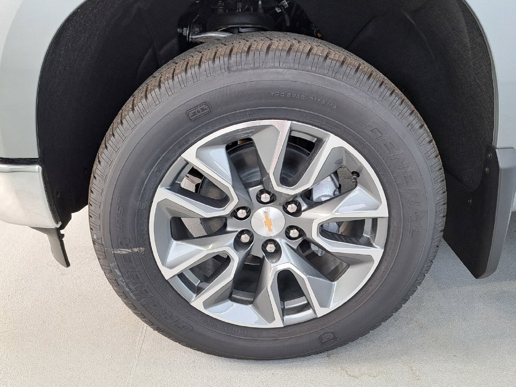 New 2026 Chevrolet Silverado 1500 LT w/ All Star Edition Plus AWD/4WD image 16