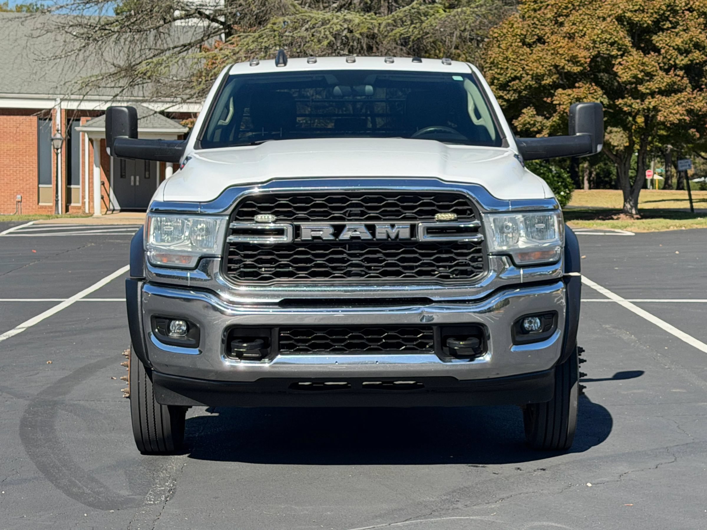 Used 2020 RAM 4500 Tradesman w/ Chrome Appearance Group AWD/4WD image 3