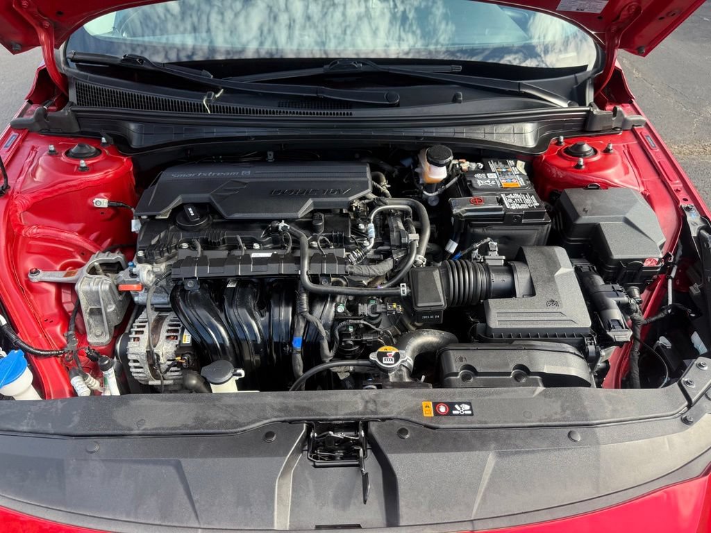Used 2023 Hyundai Elantra Limited FWD image 54