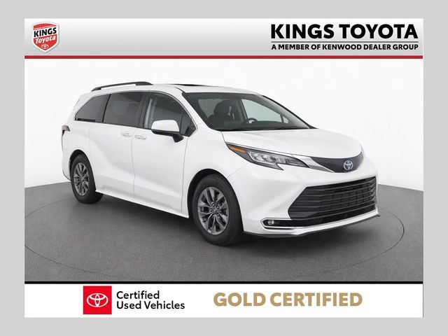 Used 2023 Toyota Sienna XLE w/ XLE Plus Package