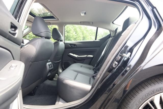 New 2026 Nissan Altima 2.5 SV w/ SV Premium Package FWD image 20