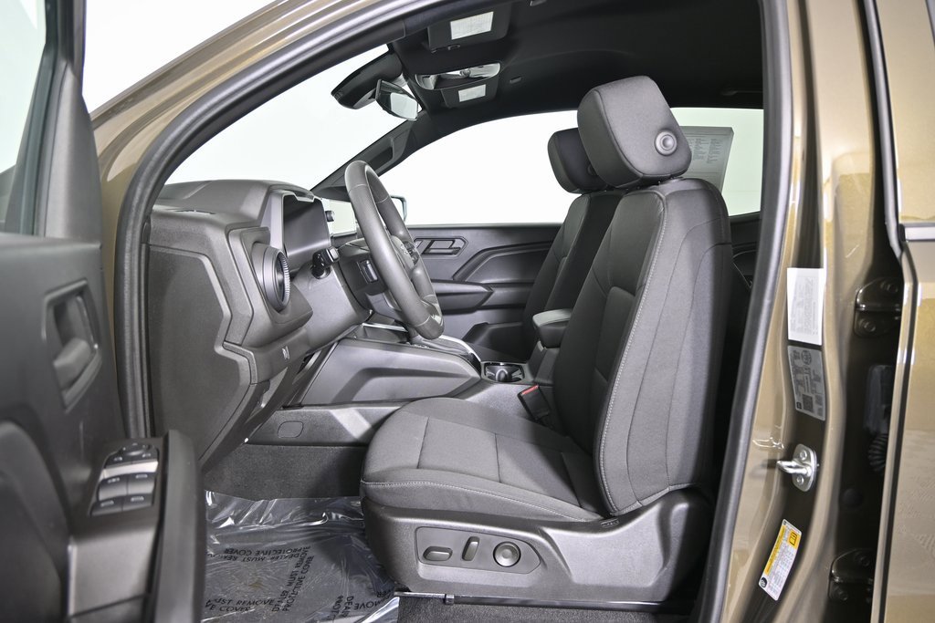 Used 2024 Chevrolet Colorado Trail Boss w/ Advanced Trailering Package image 20