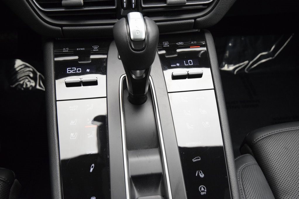 Used 2023 Porsche Macan S image 28