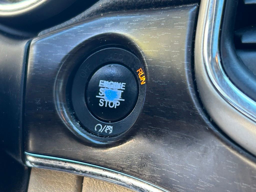 Used 2017 Jeep Grand Cherokee Limited w/ Luxury Group II image 44