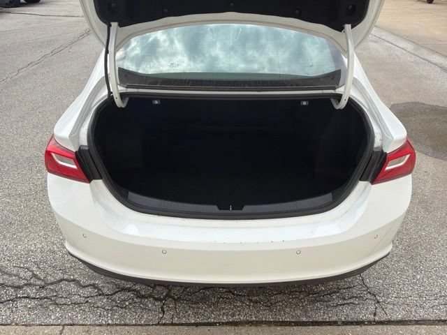 Used 2024 Chevrolet Malibu LT FWD image 15