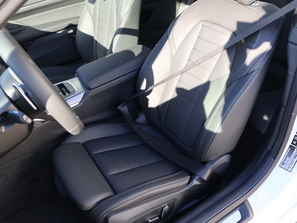 New 2026 BMW 440i xDrive Convertible w/ Premium Package image 47