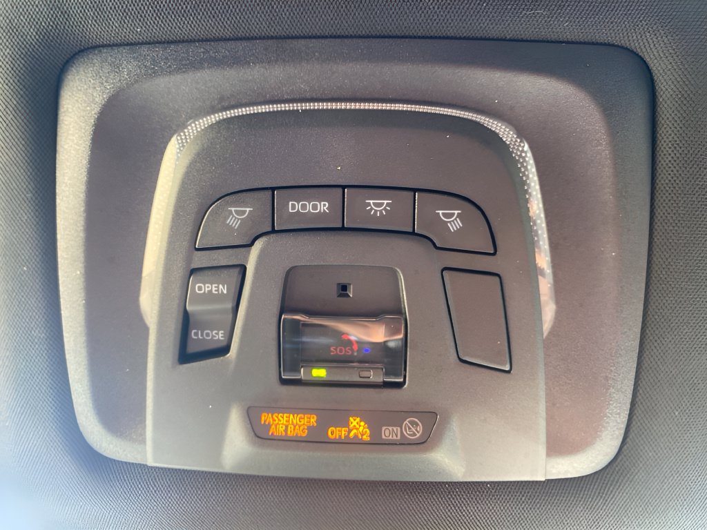 Used 2025 Toyota bZ4X AWD w/ Weather Package image 29