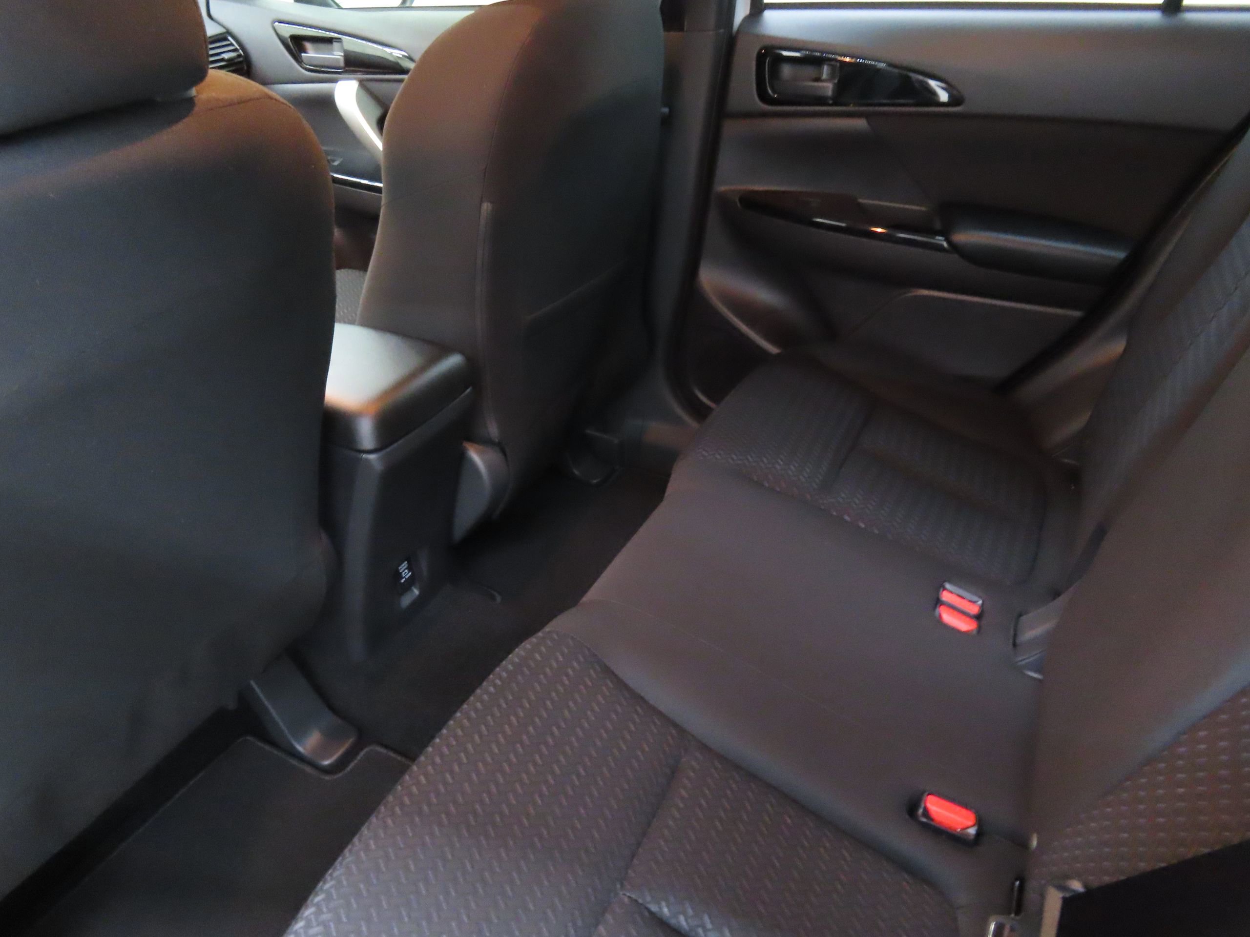 New 2025 Mitsubishi Eclipse Cross LE image 20