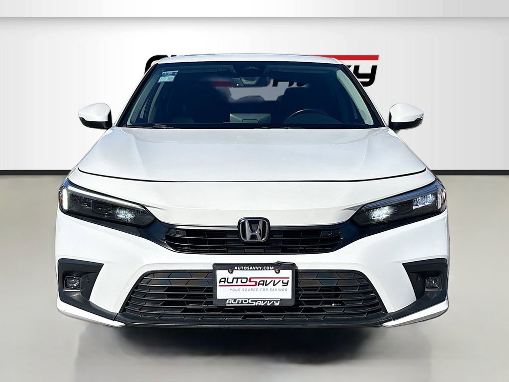 Used 2022 Honda Civic Touring image 2