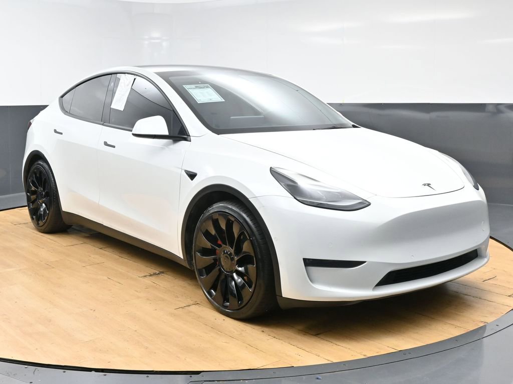 Used 2022 Tesla Model Y Performance AWD/4WD image 2