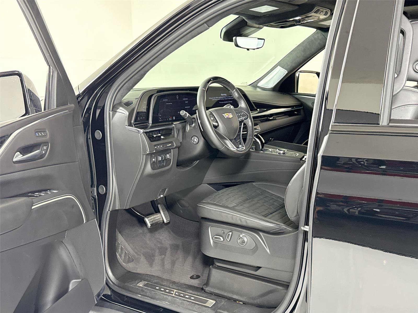 Used 2023 Cadillac Escalade V w/ LPO, Floor Liner Package image 13