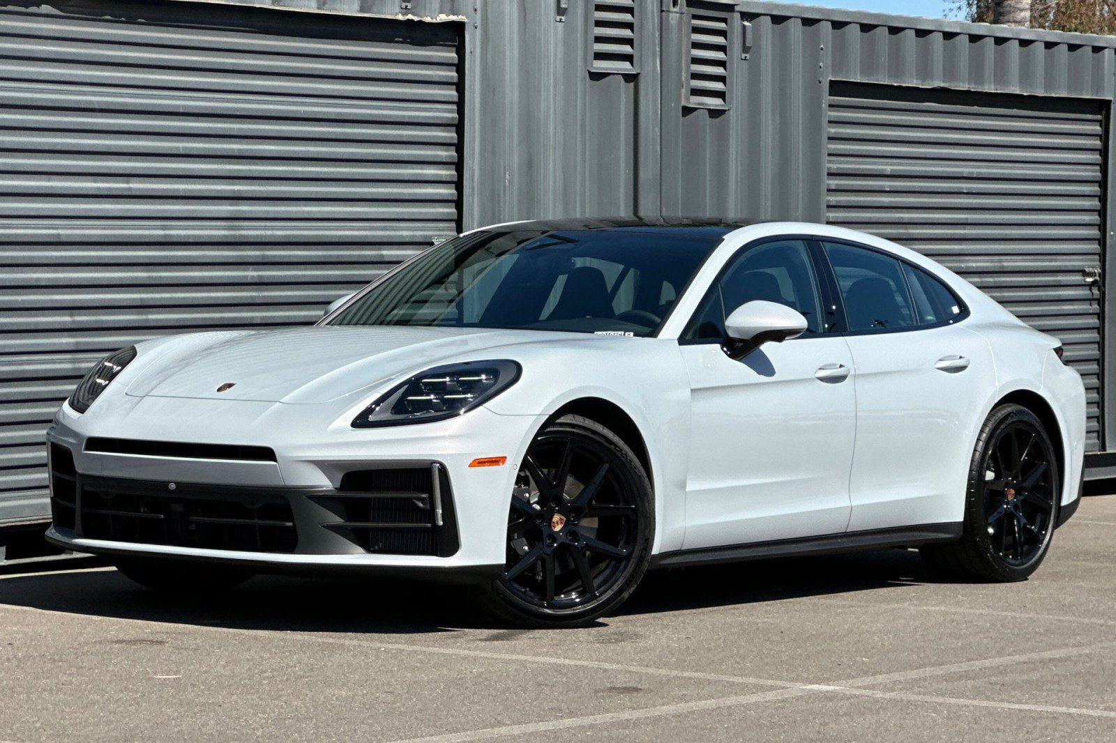 New 2026 Porsche Panamera