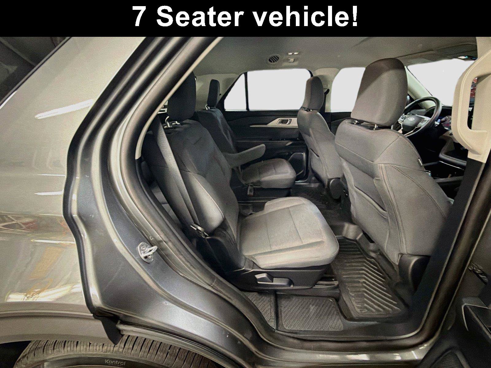 Used 2025 Ford Explorer Active AWD/4WD image 26