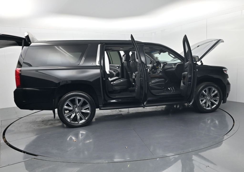 Used 2019 Chevrolet Suburban LT AWD/4WD image 68