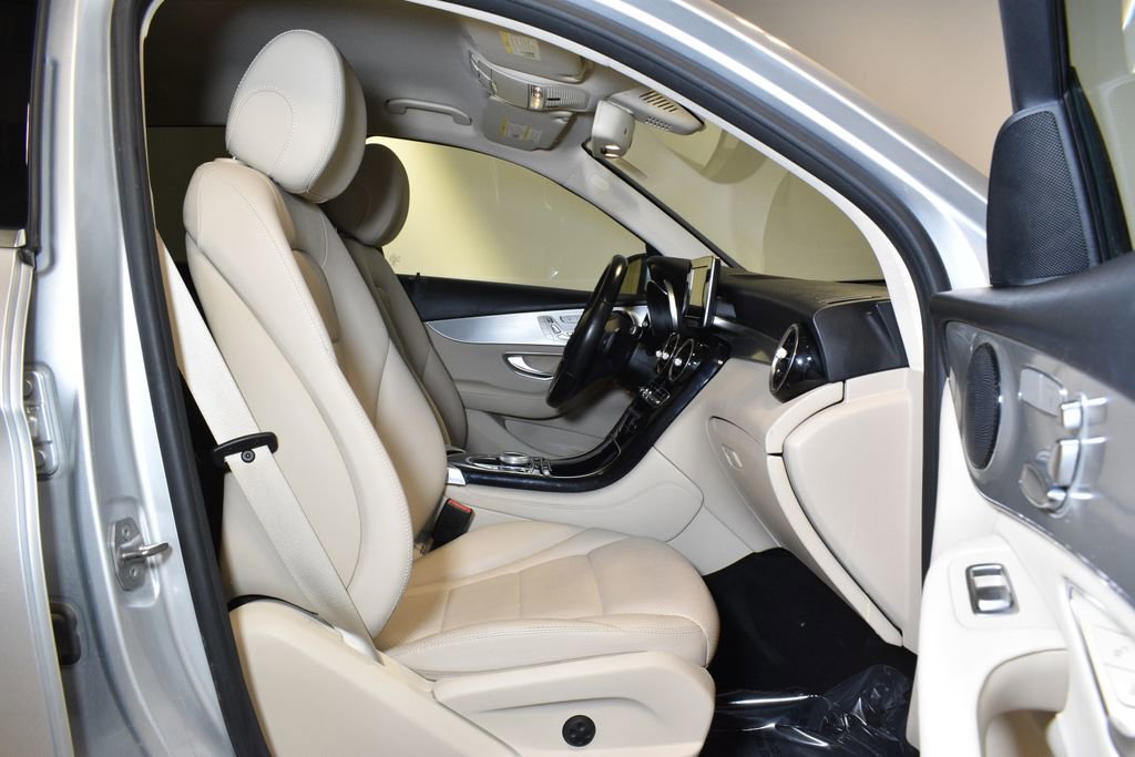 Used 2017 Mercedes-Benz GLC 300 GLC 300 image 31