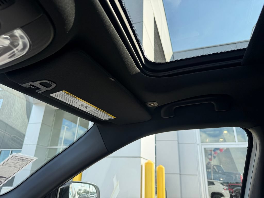 New 2026 Jeep Compass Latitude AWD/4WD image 13