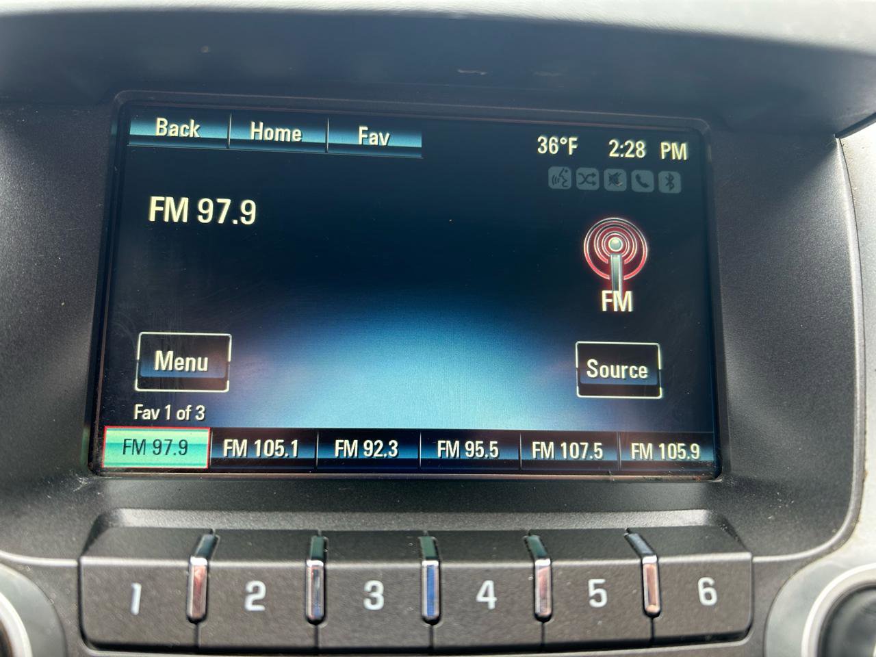 Used 2014 Chevrolet Equinox LT w/ Driver Convenience Package image 22