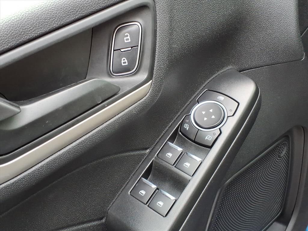 Certified 2022 Ford Escape SE image 15