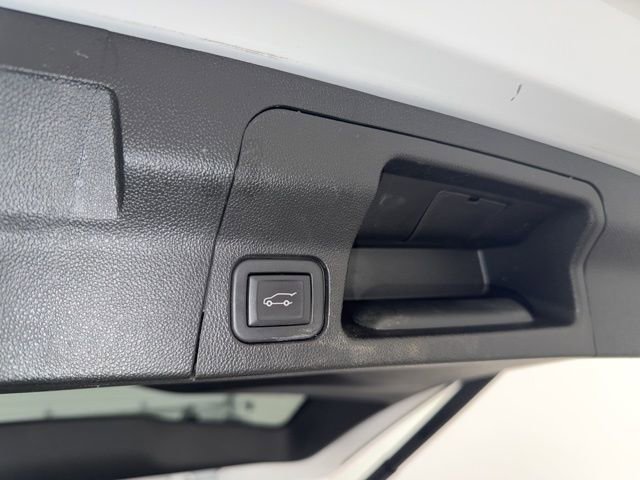 Used 2023 GMC Acadia SLE w/ Driver Convenience Package image 40