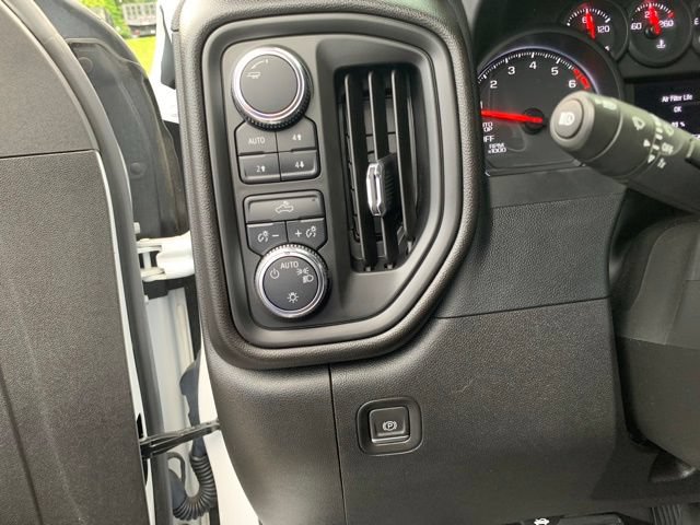 Used 2024 GMC Sierra 1500 Pro w/ Pro Value Package AWD/4WD image 24