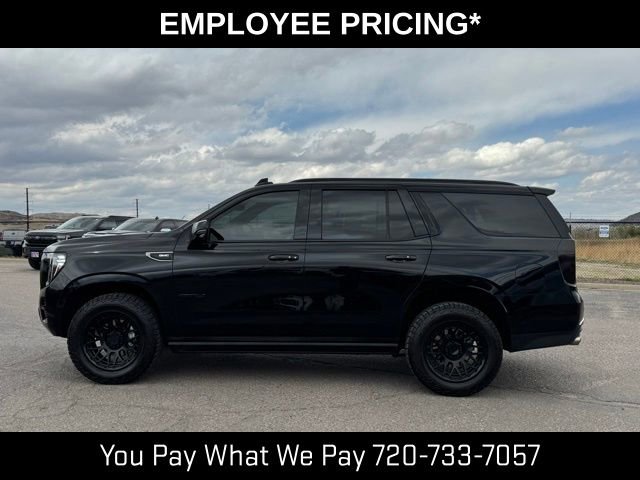 Used 2024 GMC Yukon AT4 w/ Technology Package AWD/4WD image 2
